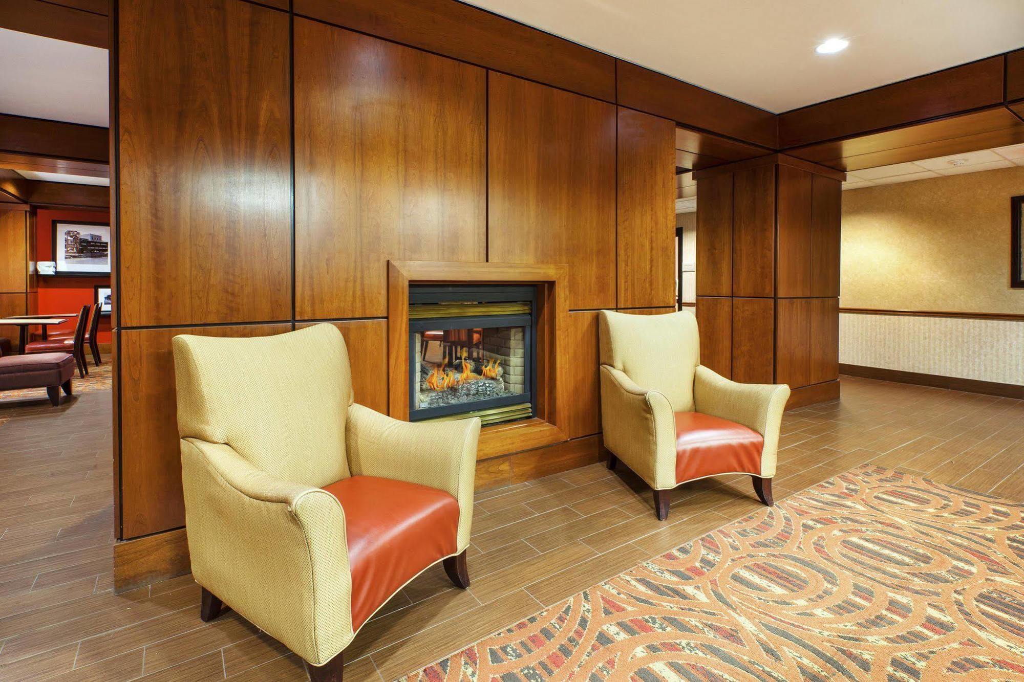 Hampton Inn Batavia Dış mekan fotoğraf
